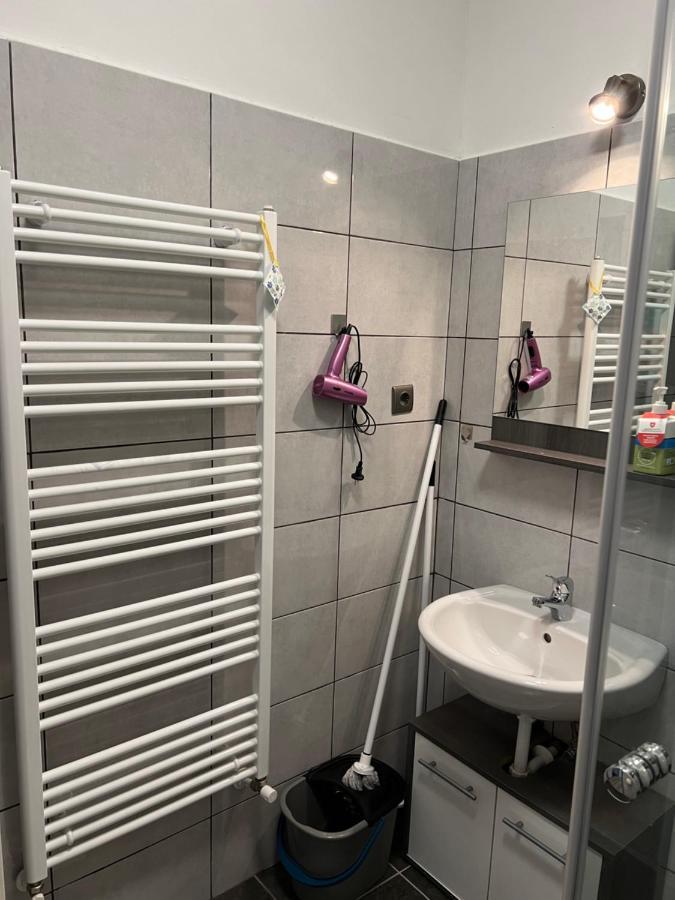 Szarkafeszek Hotell Keszthely Exteriör bild