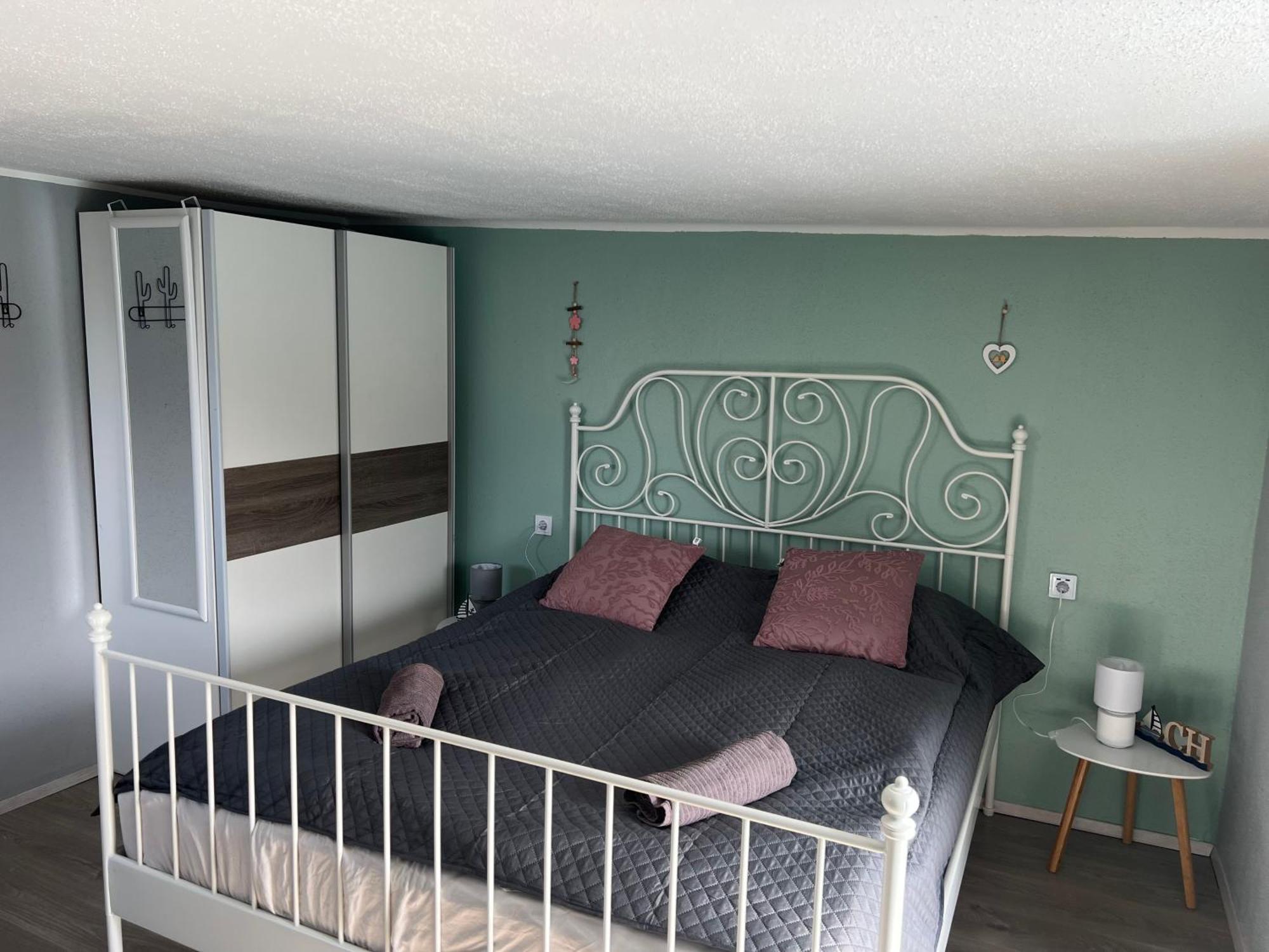 Szarkafeszek Hotell Keszthely Exteriör bild
