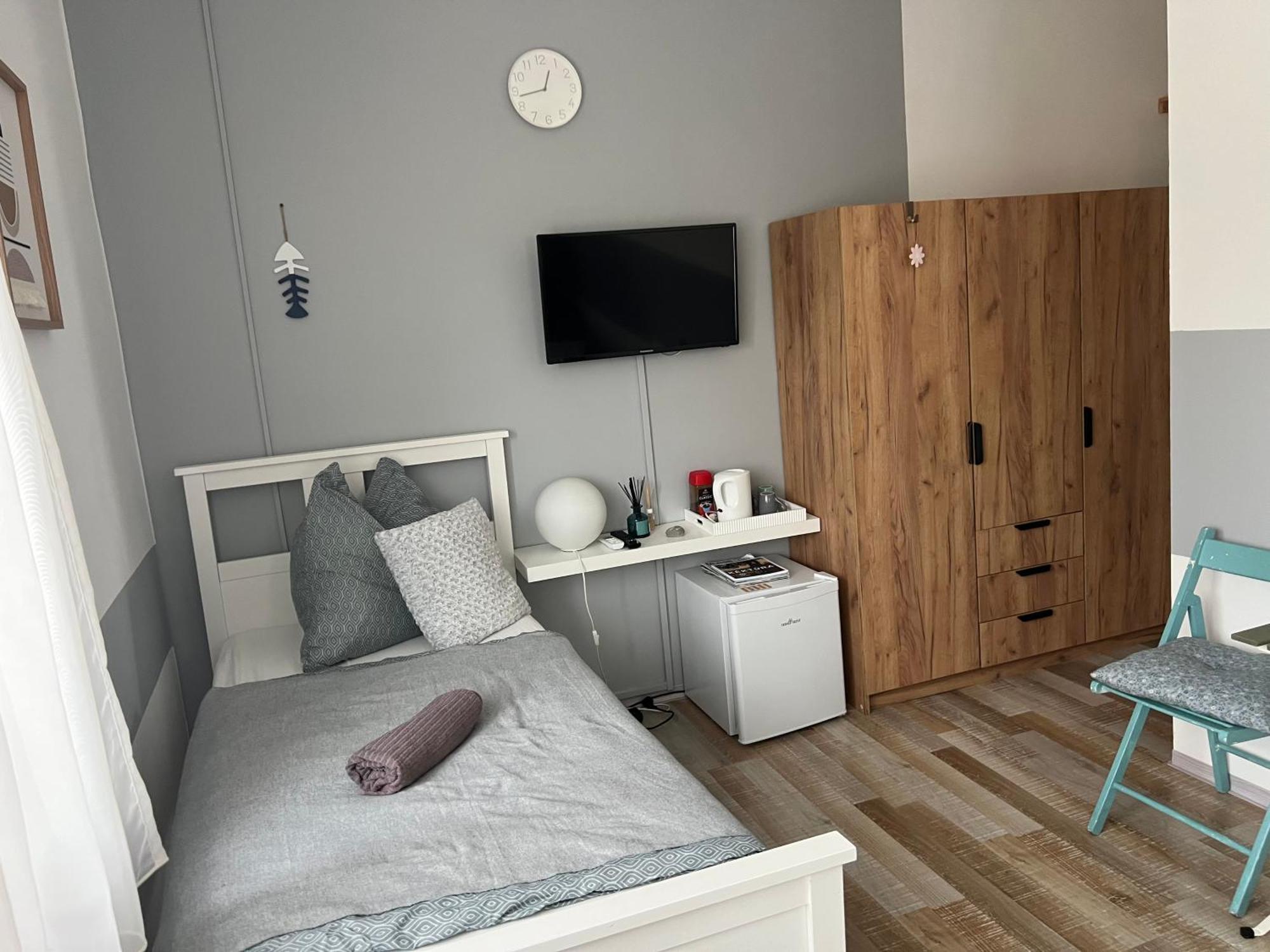 Szarkafeszek Hotell Keszthely Exteriör bild